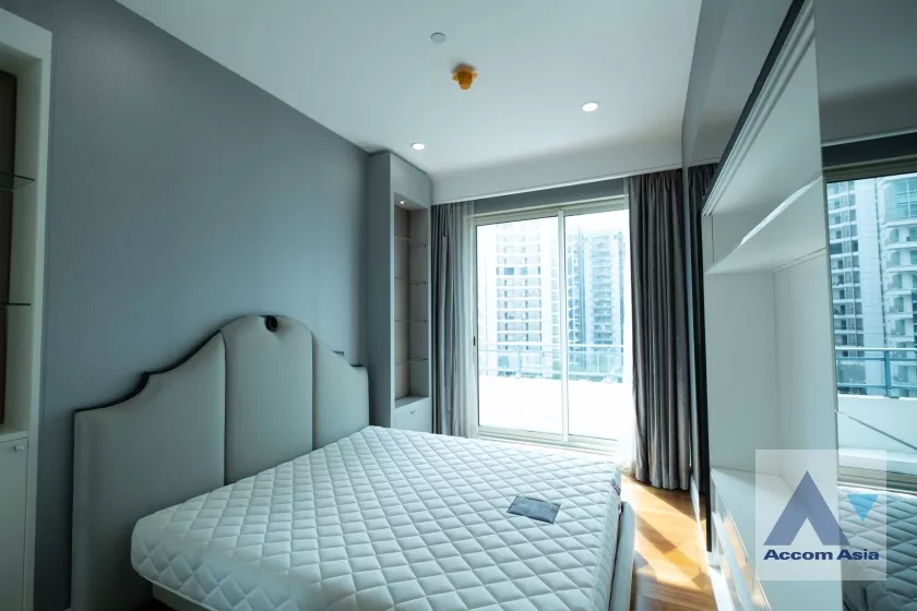 9  2 br Condominium For Rent in Ploenchit ,Bangkok BTS Chitlom at Q Langsuan  AA37007