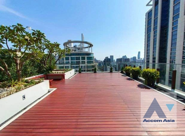 Huge Terrace, Penthouse |  2 Bedrooms  Condominium For Rent in Ploenchit, Bangkok  near BTS Ratchadamri (AA37058)