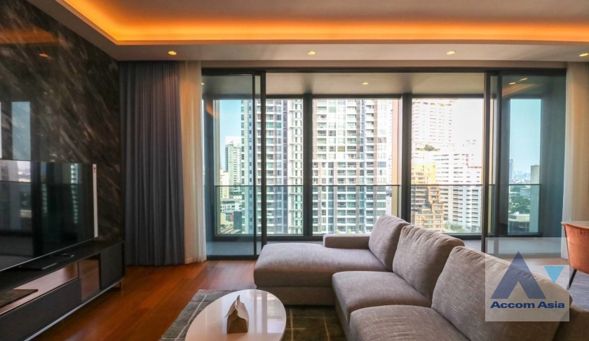  2 Bedrooms  Condominium For Rent in Sukhumvit, Bangkok  near BTS Phrom Phong (AA37067)