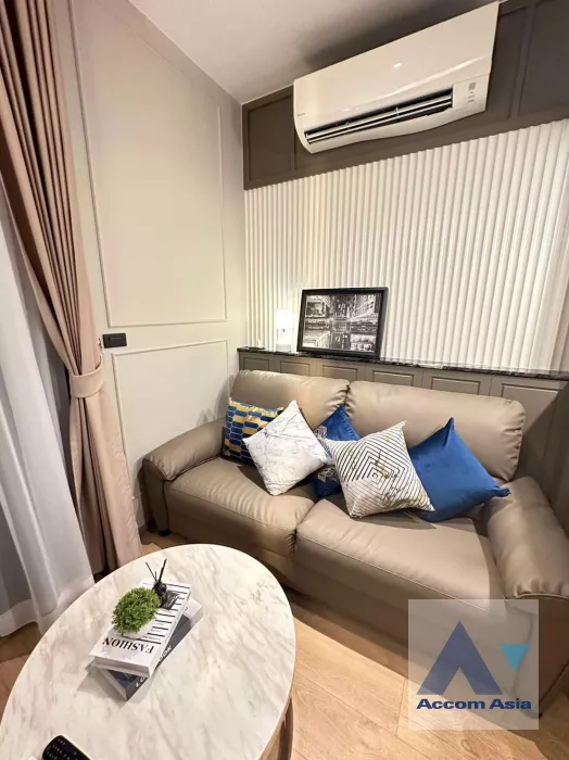  2 Bedrooms  Condominium For Rent in Sukhumvit, Bangkok  near BTS Ekkamai (AA37083)