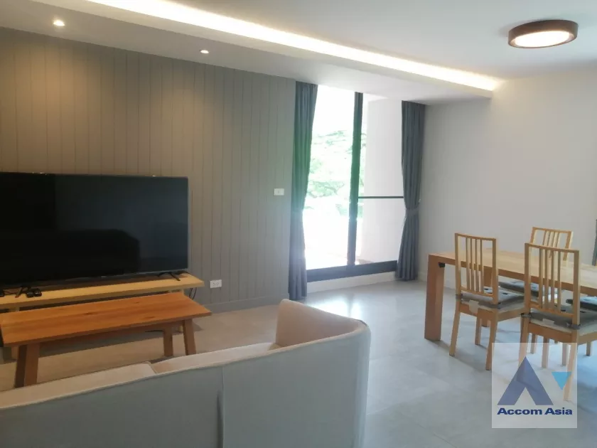 Big Balcony |  2 Bedrooms  Apartment For Rent in Sukhumvit, Bangkok  near BTS Asok - MRT Sukhumvit (AA37085)