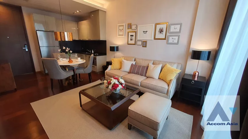  1 Bedroom  Condominium For Rent in Sukhumvit, Bangkok  near BTS Thong Lo (AA37099)