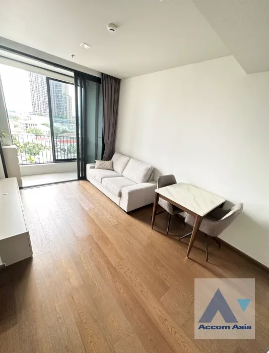  1 Bedroom  Condominium For Rent in Sukhumvit, Bangkok  near BTS Thong Lo (AA37100)