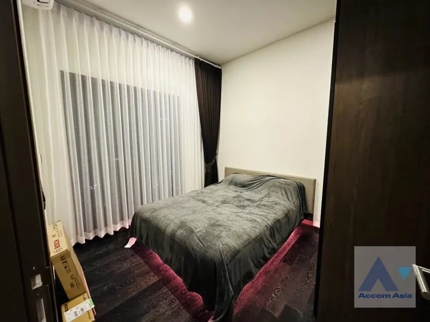  1 Bedroom  Condominium For Rent in Sukhumvit, Bangkok  near BTS Thong Lo (AA37105)