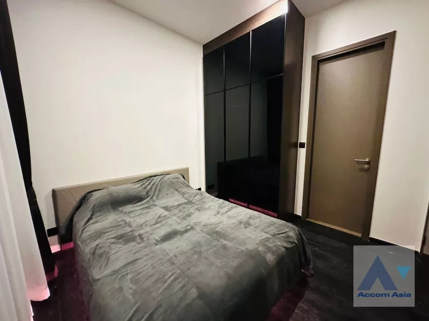  1 Bedroom  Condominium For Rent in Sukhumvit, Bangkok  near BTS Thong Lo (AA37105)