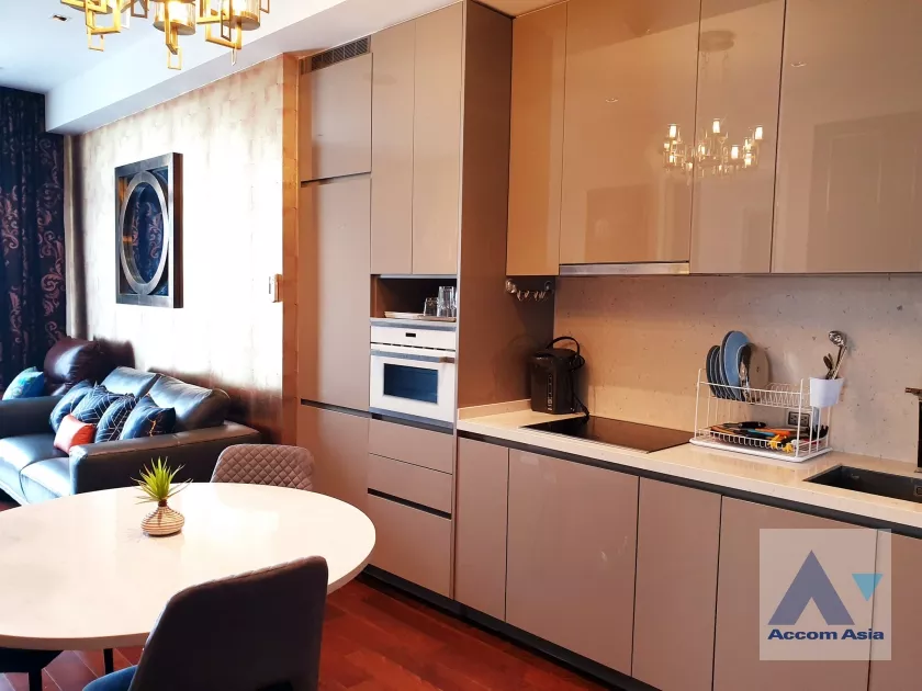  2 Bedrooms  Condominium For Rent in Sukhumvit, Bangkok  near BTS Phrom Phong (AA37117)