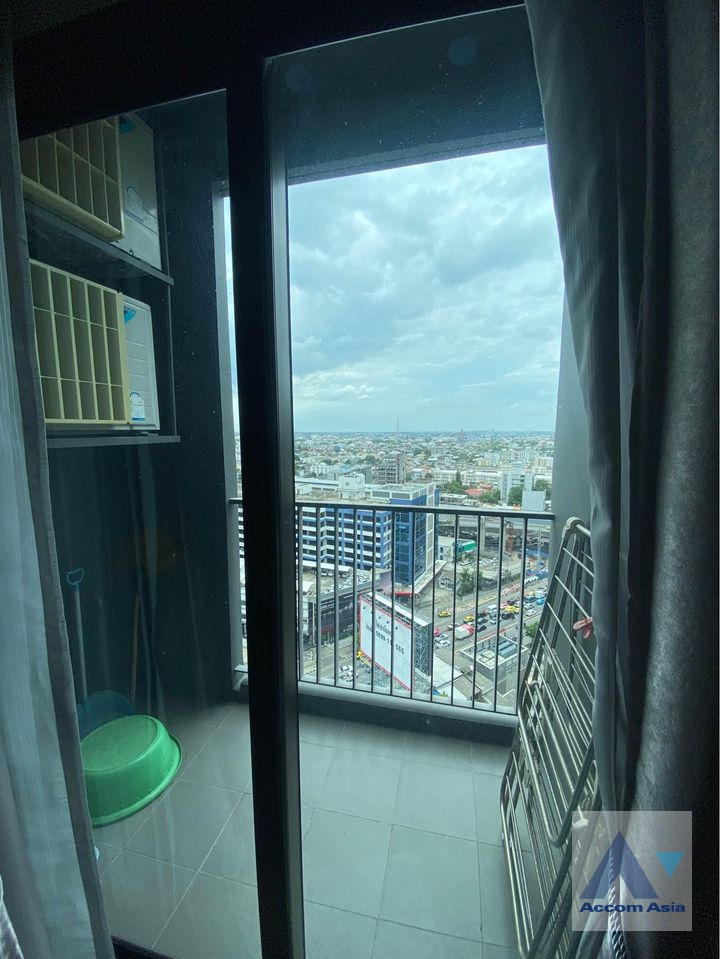 7  1 br Condominium For Sale in Lat Phrao ,Bangkok MRT Lat Phrao at Chapter One Midtown AA37120