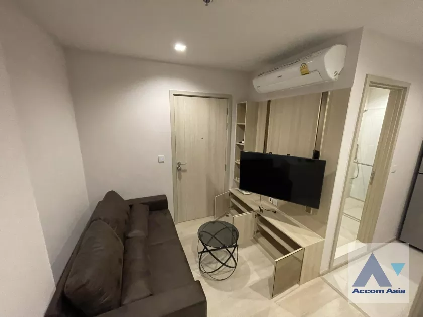  1 Bedroom  Condominium For Sale in Ploenchit, Bangkok  near BTS Ploenchit (AA37121)