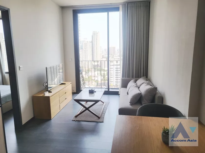  1 Bedroom  Condominium For Rent in Sukhumvit, Bangkok  near BTS Asok - MRT Sukhumvit (AA37131)