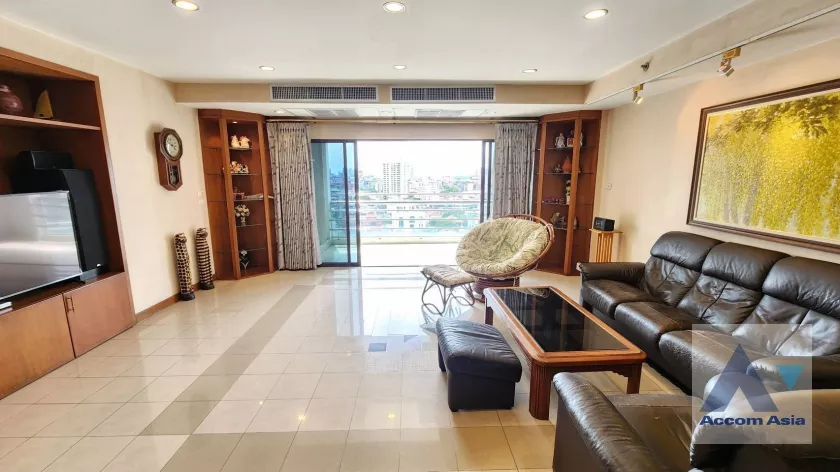  2 Bedrooms  Condominium For Rent in Sathorn, Bangkok  near MRT Lumphini (AA37136)