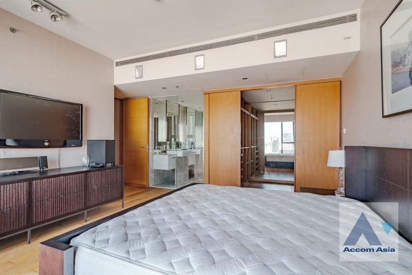 13  3 br Condominium For Sale in Sathorn ,Bangkok BTS Chong Nonsi - MRT Lumphini at The Met Sathorn AA37142