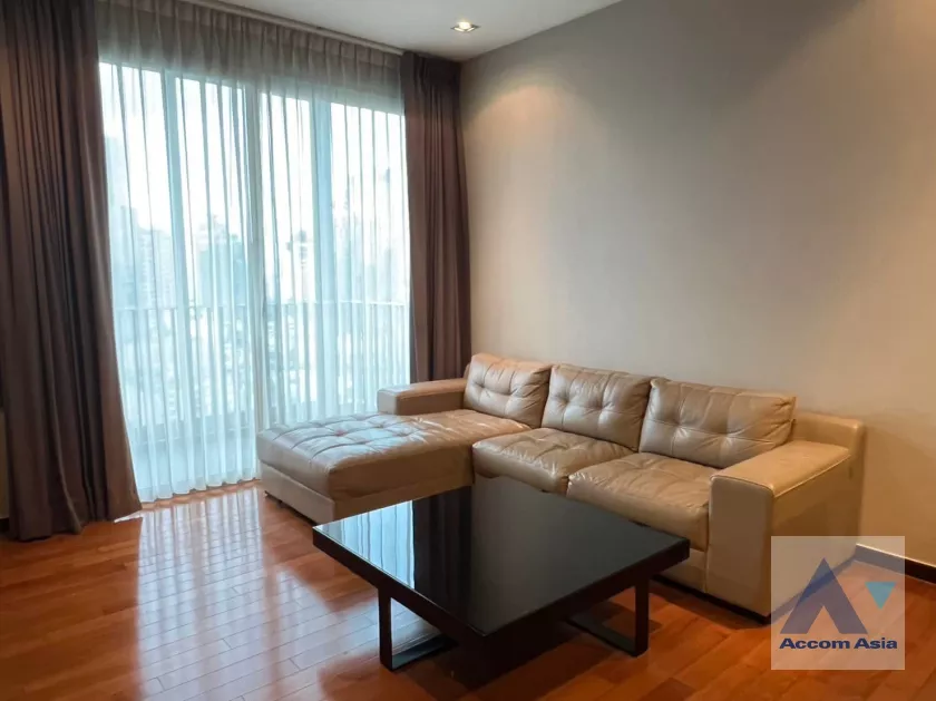  2 Bedrooms  Condominium For Rent in Sukhumvit, Bangkok  near BTS Thong Lo (AA37154)