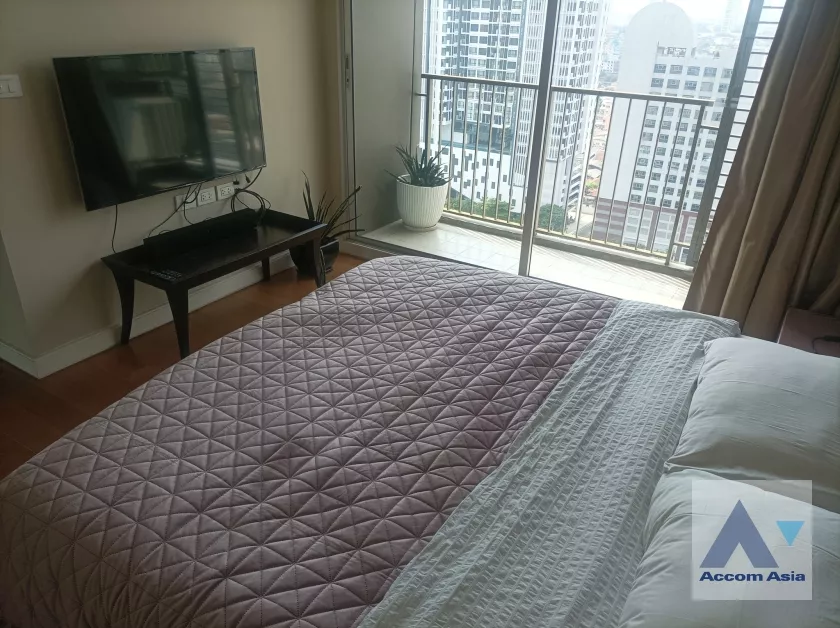 9  3 br Condominium For Rent in Charoennakorn ,Bangkok BTS Wongwian Yai at Hive Taksin AA37182