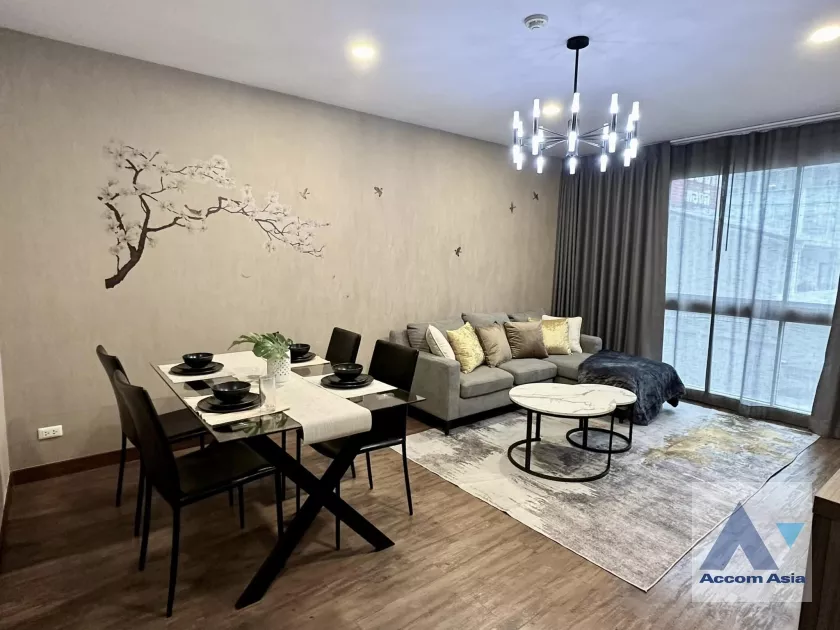  1 Bedroom  Condominium For Rent in Sukhumvit, Bangkok  near BTS Thong Lo (AA37187)