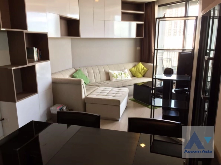  2 Bedrooms  Condominium For Rent in Sukhumvit, Bangkok  near BTS Phra khanong (AA37204)