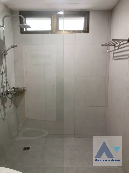 15  3 br Apartment For Rent in Sukhumvit ,Bangkok BTS Asok - MRT Sukhumvit at Spacious space with a cozy AA37229