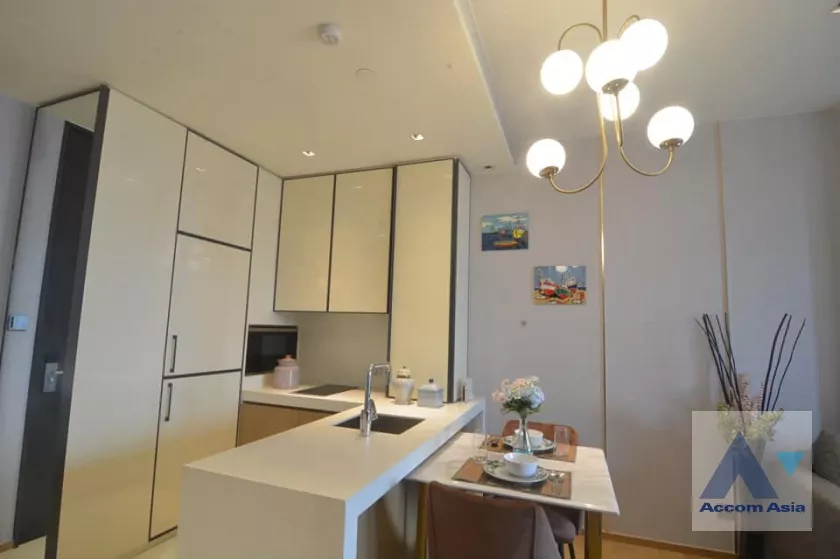  1 Bedroom  Condominium For Rent in Sukhumvit, Bangkok  near BTS Thong Lo (AA37239)