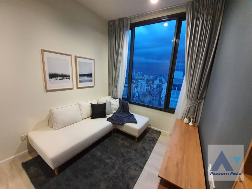  2 Bedrooms  Condominium For Rent & Sale in Sukhumvit, Bangkok  near BTS Asok - MRT Sukhumvit (AA37281)