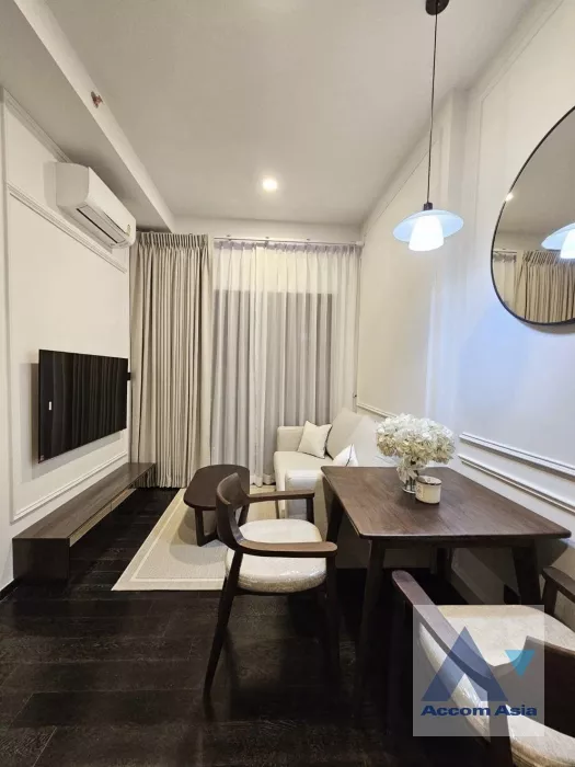  1 Bedroom  Condominium For Rent in Sukhumvit, Bangkok  near BTS Thong Lo (AA37348)