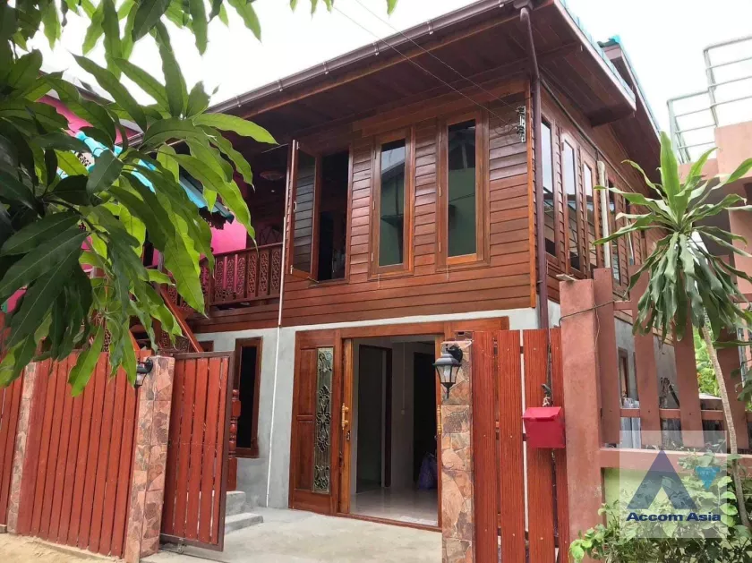  2  4 br House For Sale in sukhumvit ,Bangkok BTS Bearing AA37394