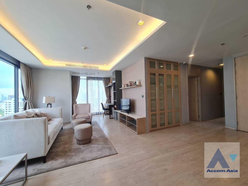 Penthouse |  3 Bedrooms  Condominium For Sale in Sukhumvit, Bangkok  near BTS Ekkamai (AA37408)