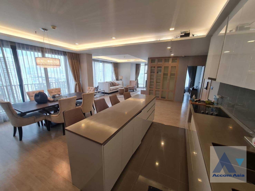 Penthouse |  3 Bedrooms  Condominium For Sale in Sukhumvit, Bangkok  near BTS Ekkamai (AA37408)