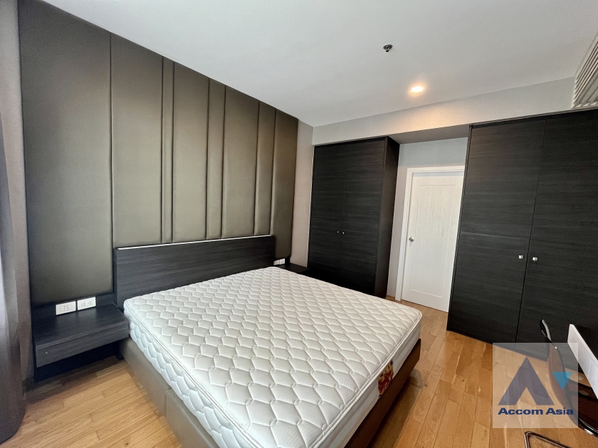 5  1 br Condominium For Sale in Sathorn ,Bangkok BTS Chong Nonsi - BRT Sathorn at The Empire Place AA37440