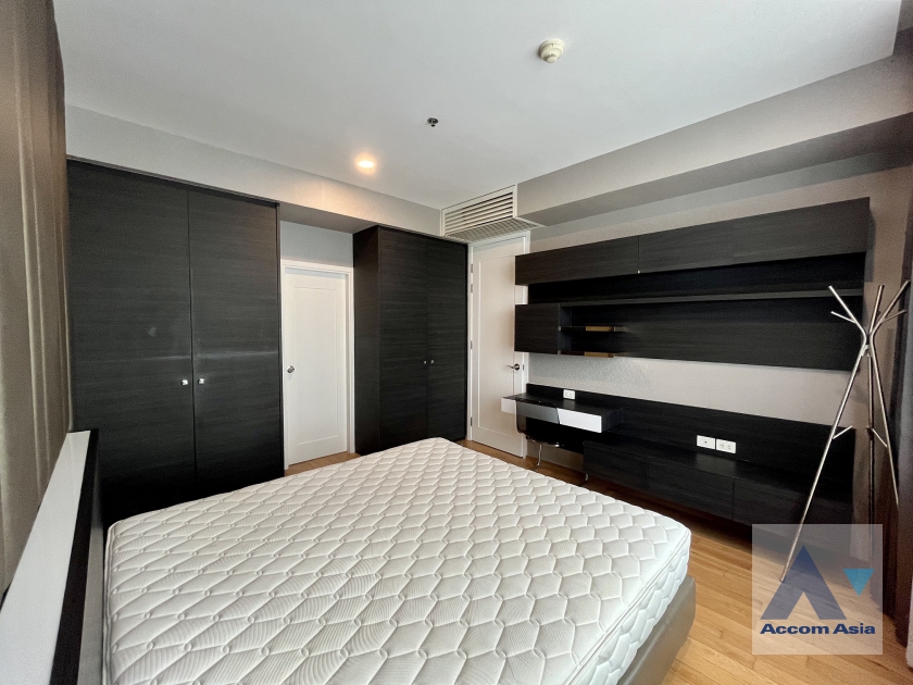 6  1 br Condominium For Sale in Sathorn ,Bangkok BTS Chong Nonsi - BRT Sathorn at The Empire Place AA37440