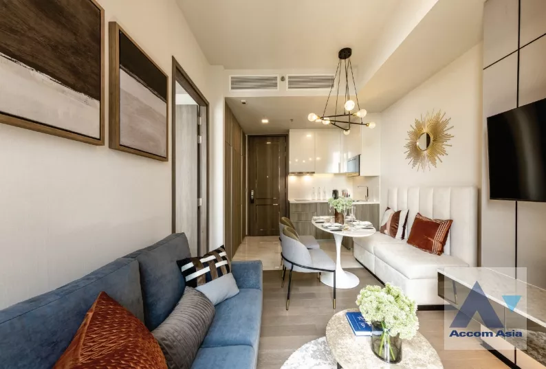  1 Bedroom  Condominium For Sale in Sukhumvit, Bangkok  near BTS Asok - MRT Sukhumvit (AA37449)