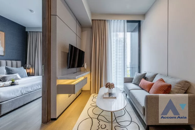  1 Bedroom  Condominium For Sale in Sukhumvit, Bangkok  near BTS Asok - MRT Sukhumvit (AA37451)