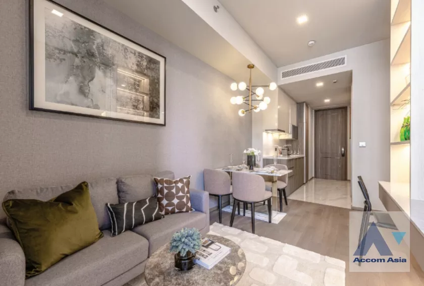  1 Bedroom  Condominium For Sale in Sukhumvit, Bangkok  near BTS Asok - MRT Sukhumvit (AA37453)