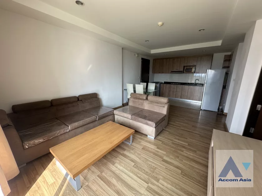  2 Bedrooms  Apartment For Rent in Sukhumvit, Bangkok  near BTS Phrom Phong (AA37484)