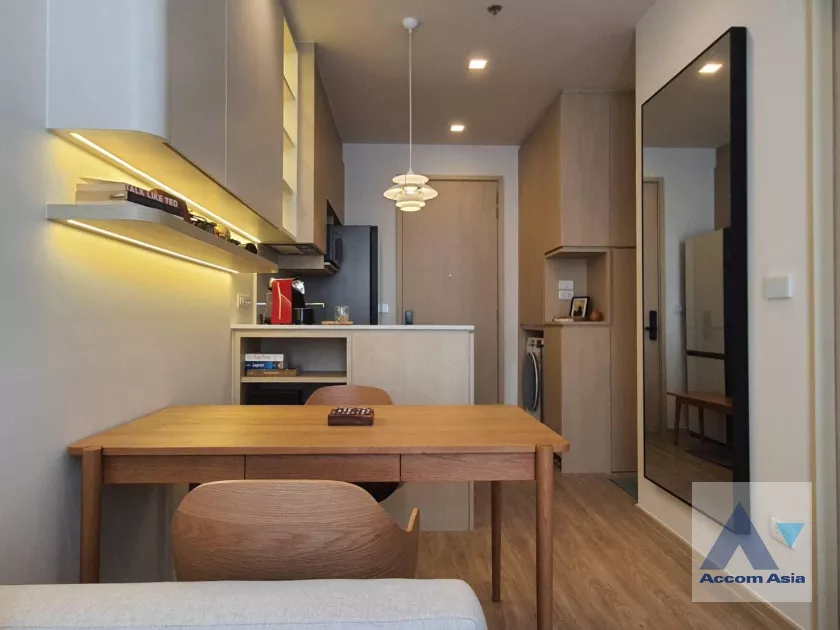  1 Bedroom  Condominium For Rent in Sukhumvit, Bangkok  near BTS Phrom Phong (AA37679)