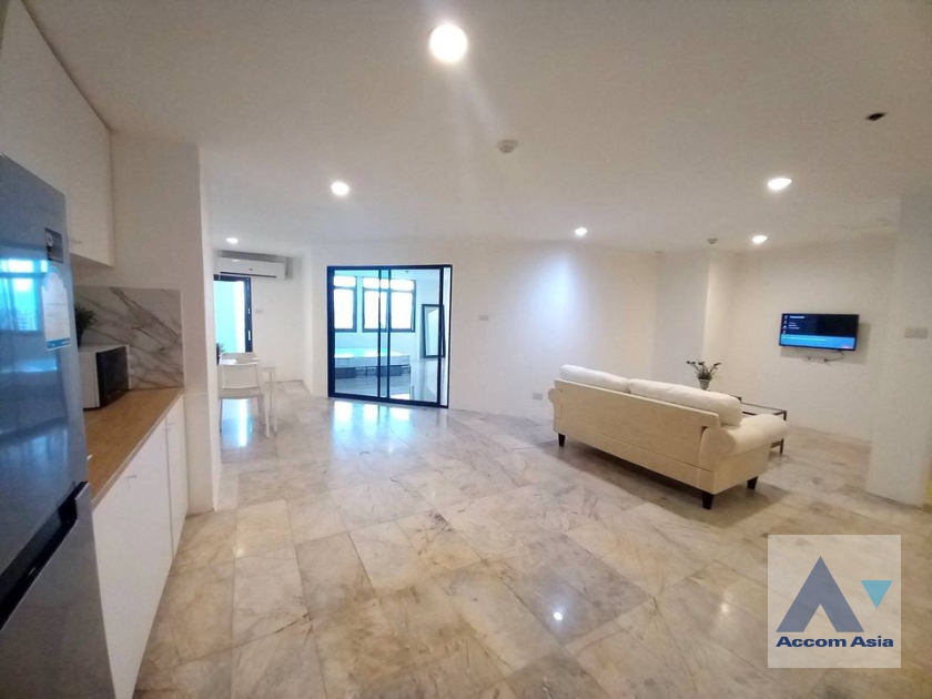  1 Bedroom  Condominium For Rent in Sukhumvit, Bangkok  near BTS Thong Lo (AA37687)