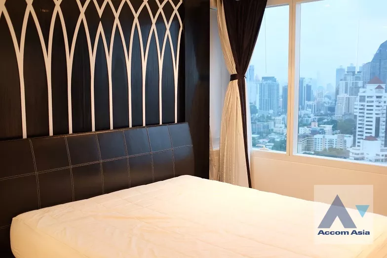  2 Bedrooms  Condominium For Rent in Sukhumvit, Bangkok  near BTS Thong Lo (AA37709)