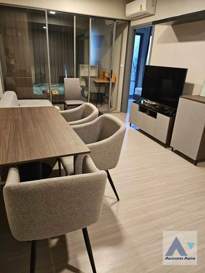  2 Bedrooms  Condominium For Rent in Sukhumvit, Bangkok  near BTS Phrom Phong (AA37714)