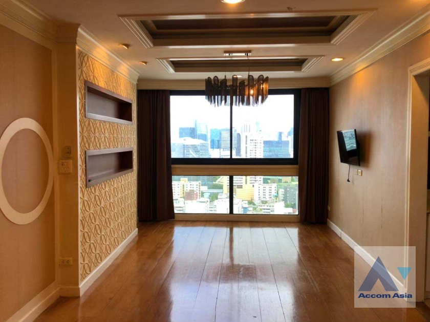  3 Bedrooms  Condominium For Rent in Sukhumvit, Bangkok  near BTS Phrom Phong (AA37981)