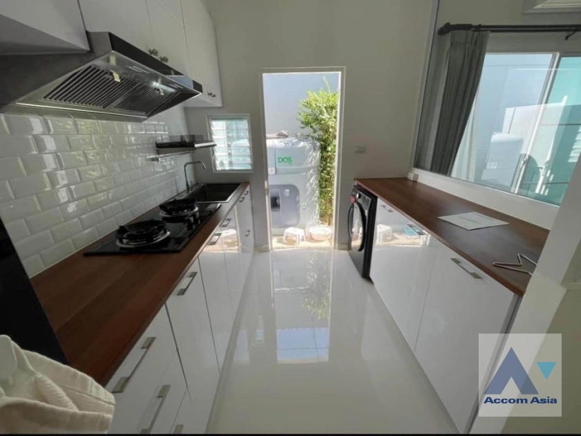 6  3 br Townhouse For Rent in Samutprakan ,Samutprakan  at Indy 4 Bangna Km.7 AA37985