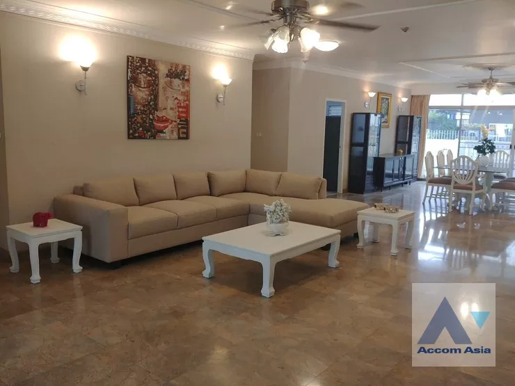  4 Bedrooms  Condominium For Rent in Sukhumvit, Bangkok  near BTS Asok - MRT Sukhumvit (AA37993)