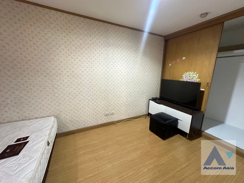 8  2 br Condominium For Rent in Sukhumvit ,Bangkok BTS Phra khanong at P.B. Penthouse 2 AA38190
