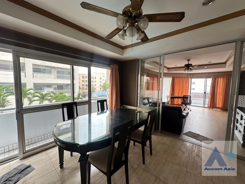  1  2 br Condominium For Rent in Sukhumvit ,Bangkok BTS Phra khanong at P.B. Penthouse 2 AA38190