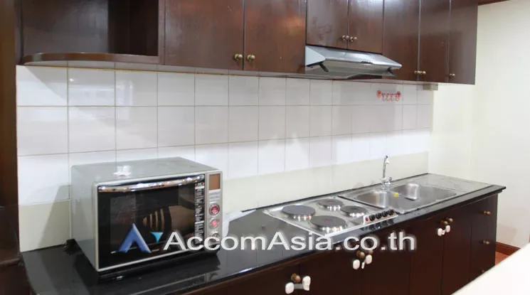  2 Bedrooms  Condominium For Rent in Sukhumvit, Bangkok  near BTS Phrom Phong (25242)