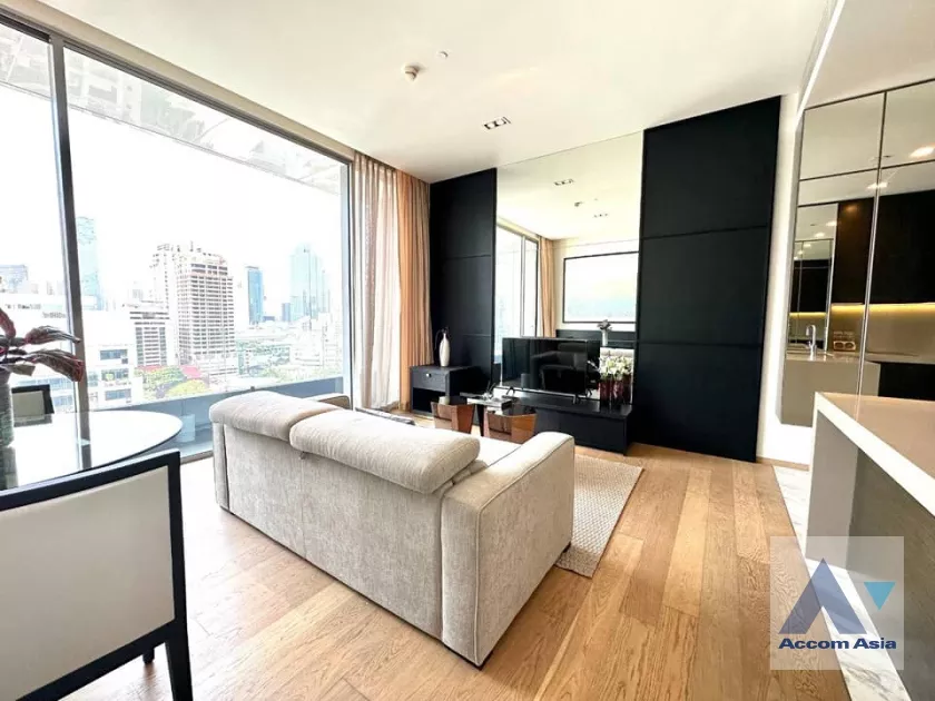  1 Bedroom  Condominium For Rent in Silom, Bangkok  near MRT Lumphini (AA38532)