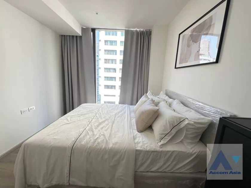  2 Bedrooms  Condominium For Rent in Sukhumvit, Bangkok  near BTS Asok (AA38566)