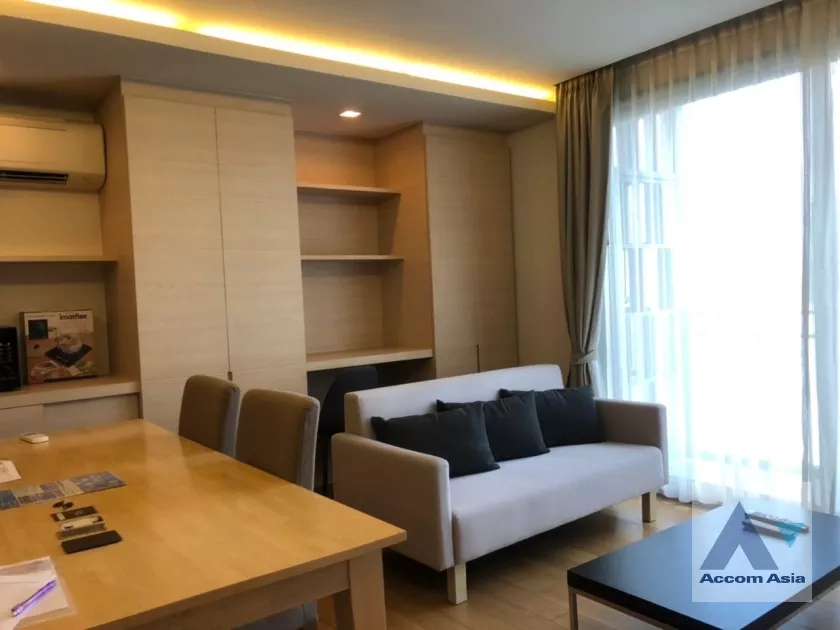  2 Bedrooms  Condominium For Rent in Sukhumvit, Bangkok  near BTS Thong Lo (AA38570)