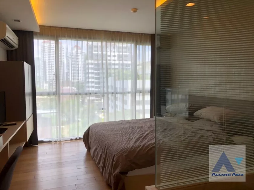  2 Bedrooms  Condominium For Rent in Sukhumvit, Bangkok  near BTS Thong Lo (AA38570)