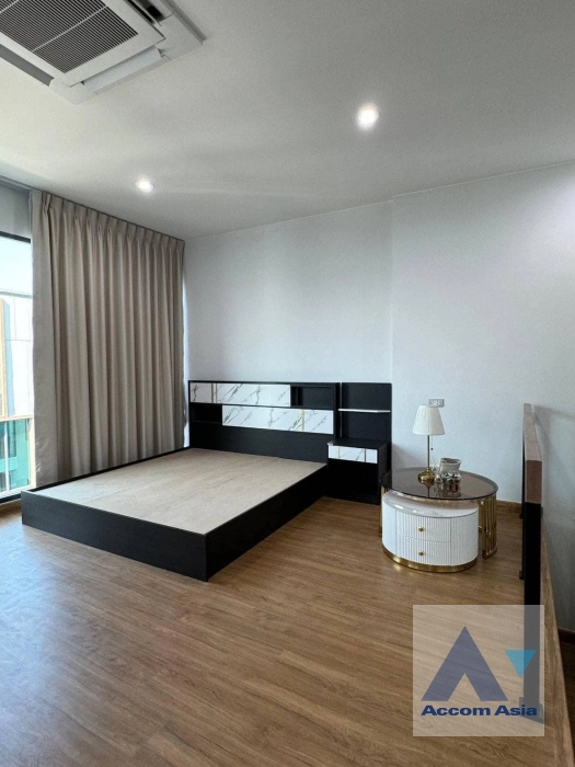 18  3 br House For Rent in Pattanakarn ,Bangkok BTS On Nut at Baan Klang Muang CLASSE Sukhumvit 77 AA38596