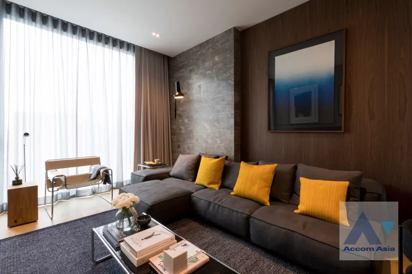  1 Bedroom  Condominium For Sale in Sukhumvit, Bangkok  near BTS Thong Lo (AA38599)