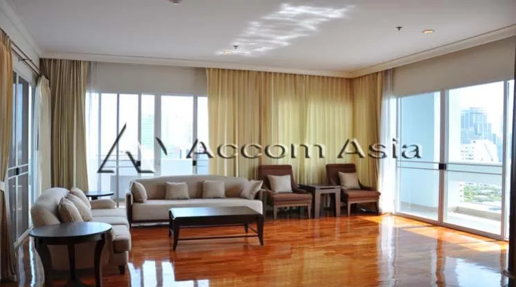 Big Balcony, Pet friendly |  4 Bedrooms  Apartment For Rent in Sukhumvit, Bangkok  near BTS Nana (15284)