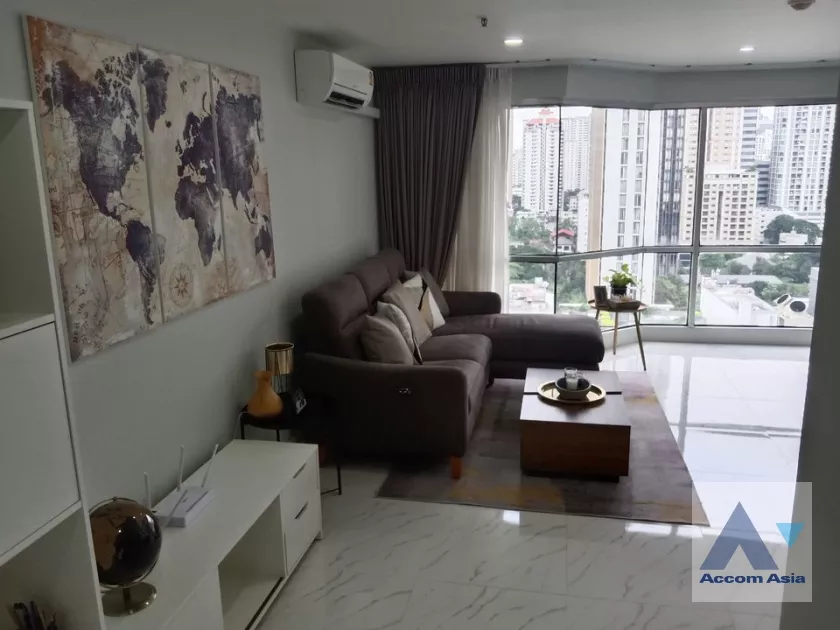  1 Bedroom  Condominium For Rent in Sukhumvit, Bangkok  near BTS Nana (AA38644)